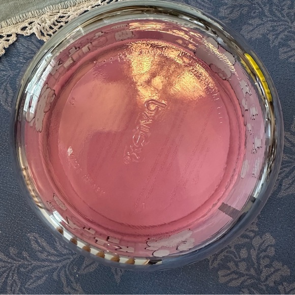 Pyrex Hello Kitty Pink Lid 4 cup / 946ml 1 unit - Picture 5 of 6